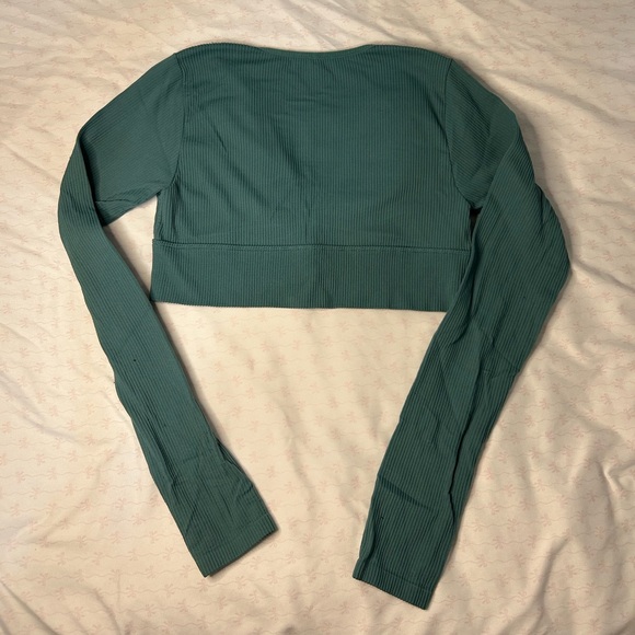 2 garage cropped tops :) - Picture 5 of 5